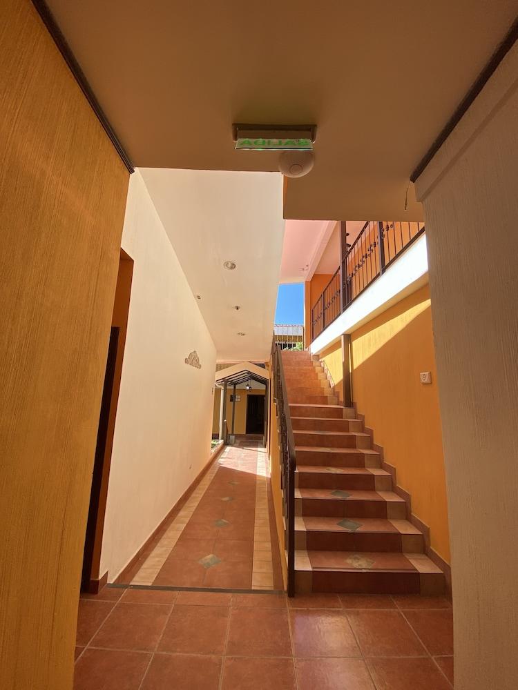 Hotel Villa Terra San Salvador Eksteriør billede